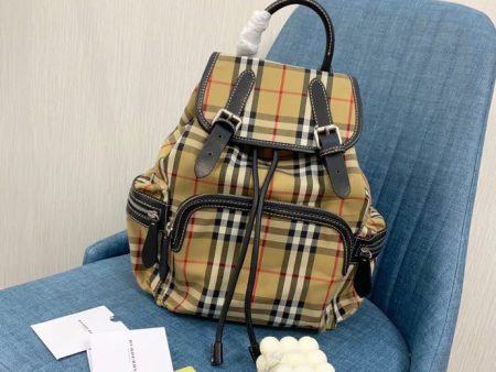 Envy Hold - Burberry Bags - 971 Supply