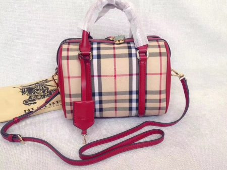 Envy Hold - Burberry Bags - 1019 on Sale