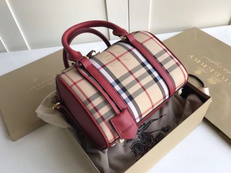 Envy Hold - Burberry Bags - 982 Hot on Sale