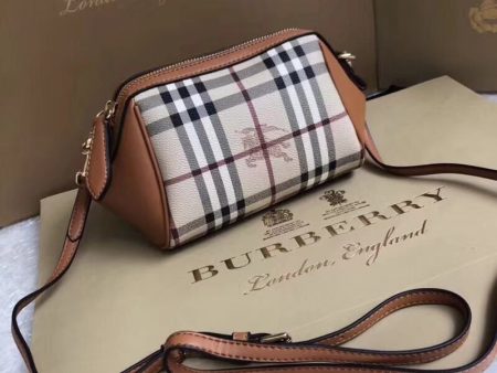 Envy Hold - Burberry Bags - 1090 Online Hot Sale