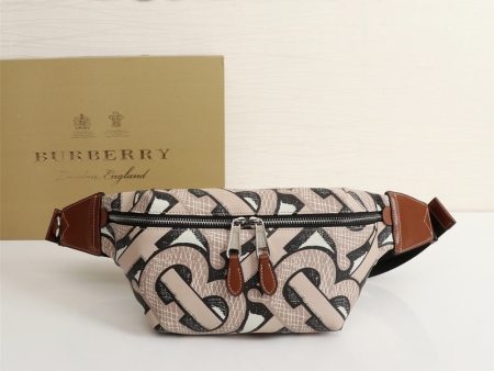 Envy Hold - Burberry Bags - 625 For Sale