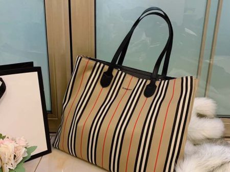 Envy Hold - Burberry Bags - 965 Cheap