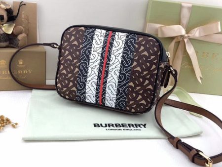 Envy Hold - Burberry Bags - 832 For Sale