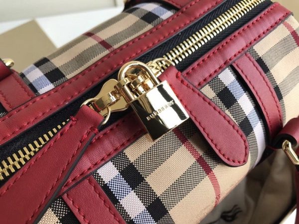 Envy Hold - Burberry Bags - 1019 on Sale