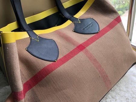 Envy Hold - Burberry Bags - 1087 Online Hot Sale