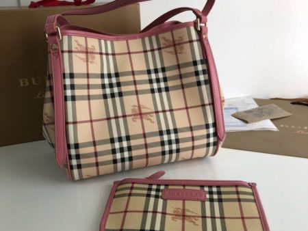 Envy Hold - Burberry Bags - 1095 For Sale