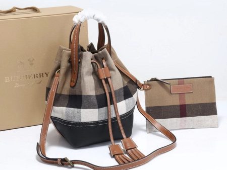 Envy Hold - Burberry Bags - 604 Cheap