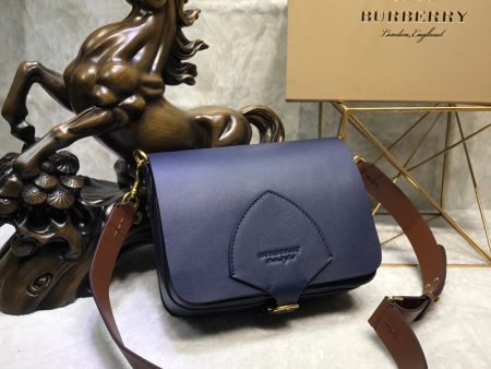 Envy Hold - Burberry Bags - 1002 Fashion