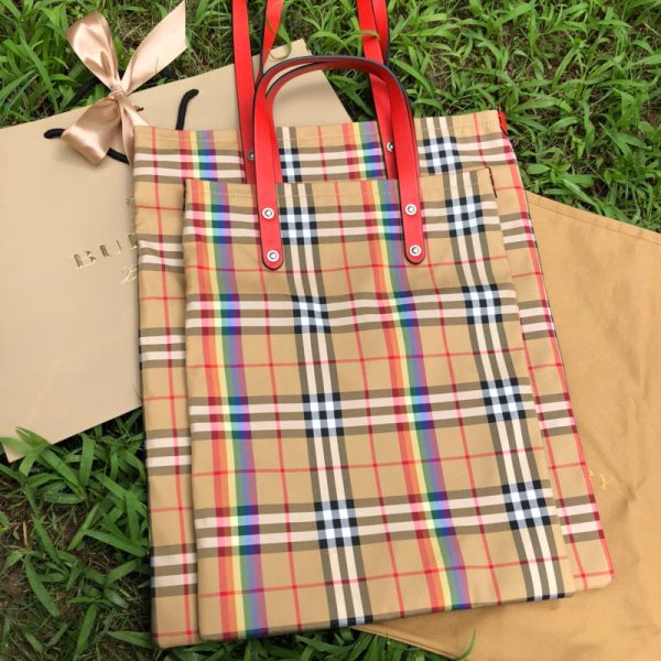 Envy Hold - Burberry Bags - 1034 Sale