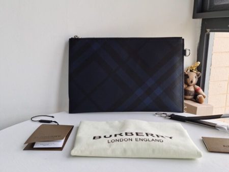 Envy Hold - Burberry Bags - 944 Hot on Sale