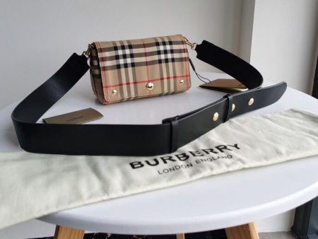 Envy Hold - Burberry Bags - 945 Online now